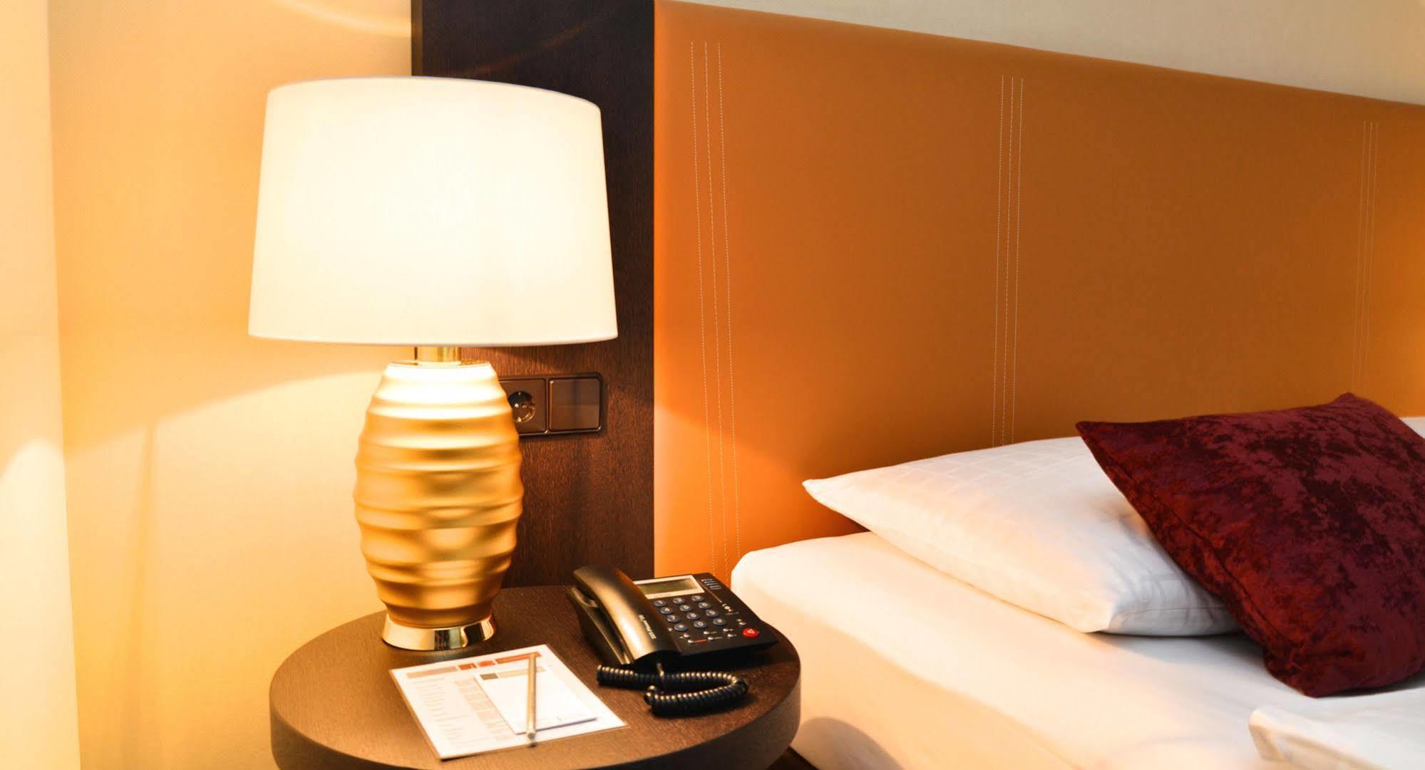 Classik Hackescher Markt - Self Check In (adults Only) Отель 3*